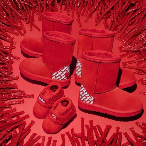 Ugg Australia Boots Twizzlers Candy Collection - Picture 1 of 6
